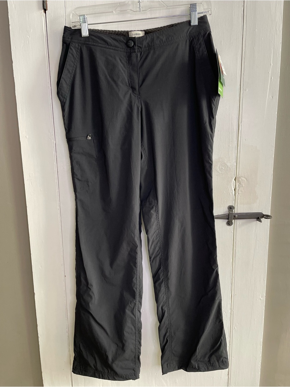 L.L. Bean Water-Repellent Comfort Trail Pants Mid-Rise Straight-Leg Pants Size 4